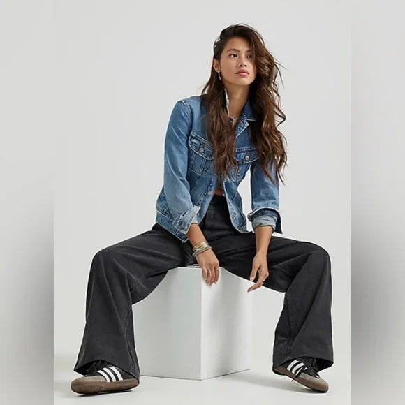 Lee Stella High Rise A-Line Jeans - Picture 2 of 6